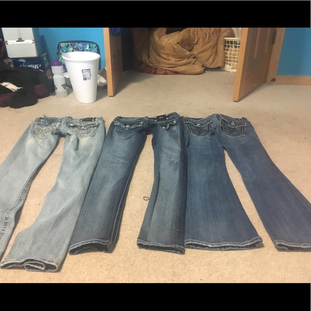 3 pairs of Miss me jeans